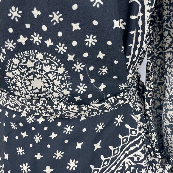 Band of Gypsies Kimono - Picture 5 of 6